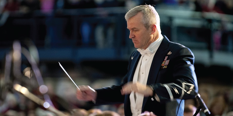 customer experience leader